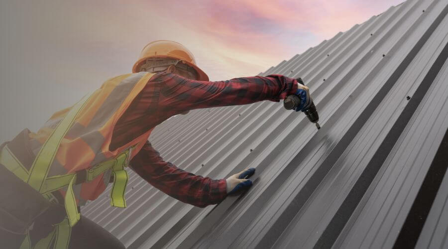 Expert Emergency Roof Repairs services in Gurnee, IL